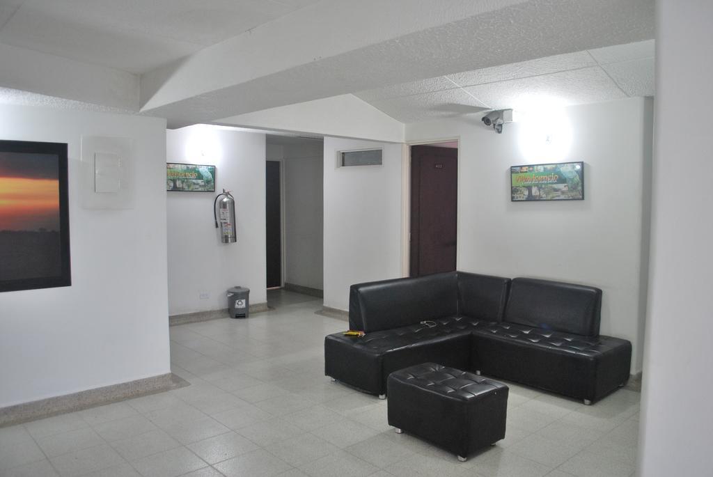Hotel Suramericano Villavicencio Bagian luar foto